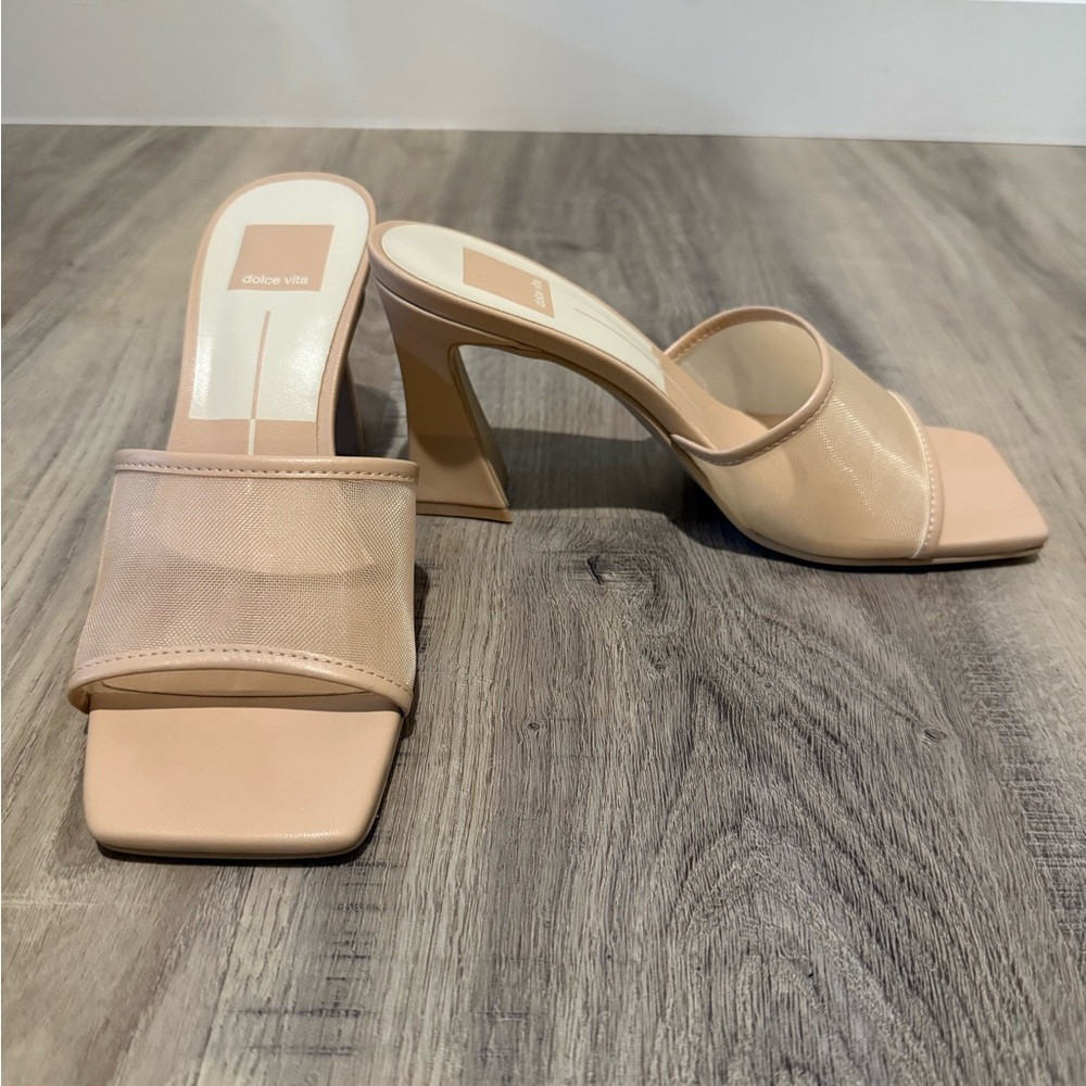 Dolce Vita Blush Mesh Heels Size 7